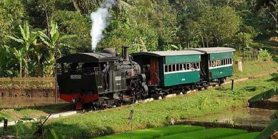 Jelajahi Museum Kereta Api Ambarawa Nostalgia Naik Lokomotif Uap Jadul