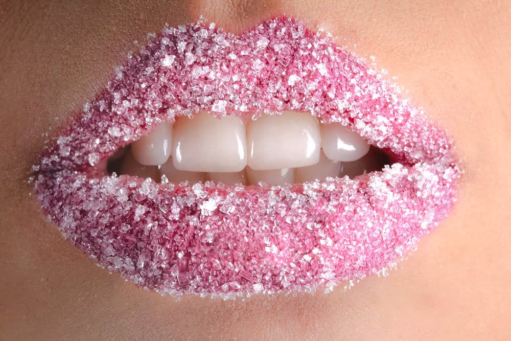 5 Penyebab Bibir Kasar dan Kering