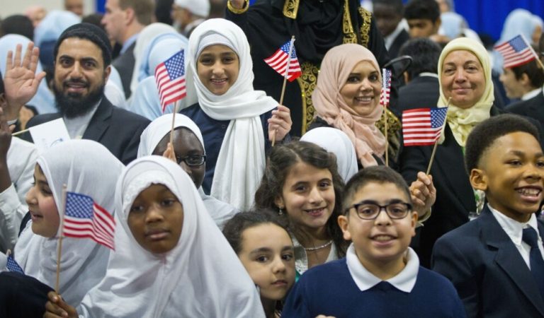 12 Negara di Benua Amerika dengan Populasi Muslim Terbesar, Nomer 1 Amerika Serikat!