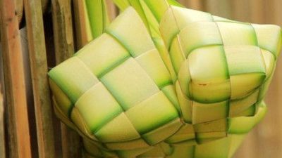 002193800 1589524975 Collection Of Ketupat Made From Coconut Leaves e1679805389643