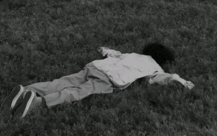 Seorang Pria Putus Asa