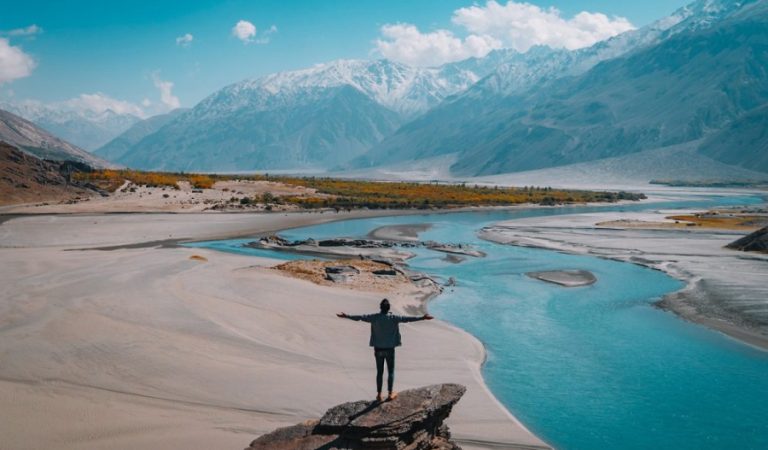 Tetap Asyik Meski Harus Liburan Sendirian