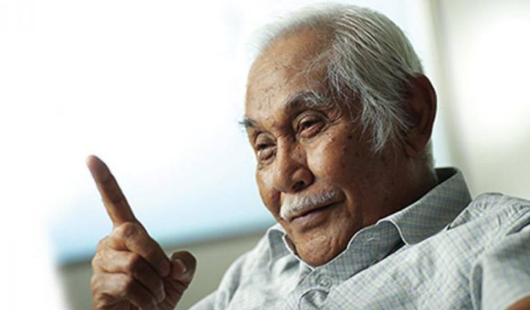 4 Quotes Bijak Dari Bob Sadino Tentang Bisnis