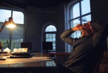 merasa hampa dan kesepian 2 e1735673012375