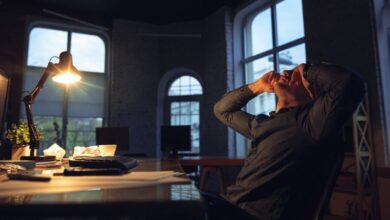 merasa hampa dan kesepian 2 e1735673012375