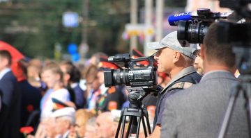 camera man g9d16430fd 1280 e1681117332726