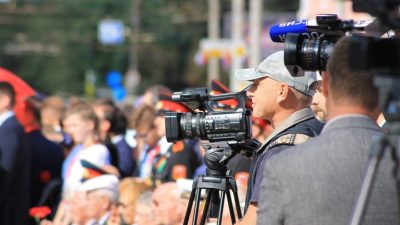 camera man g9d16430fd 1280 e1681117332726