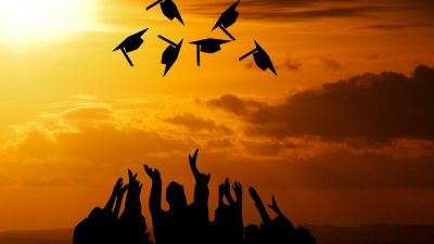 graduation gd6c1a1d60 1280 e1680616339232