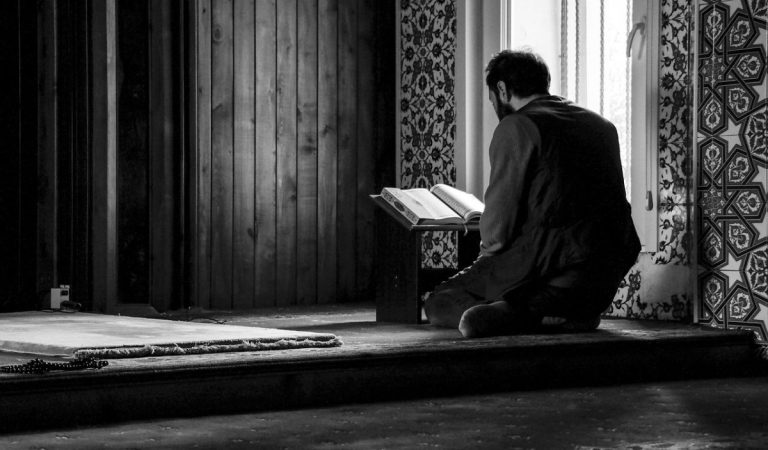 Iktikaf, Wujud Kontemplasi Riil dari Tasawuf di akhir Ramadhan