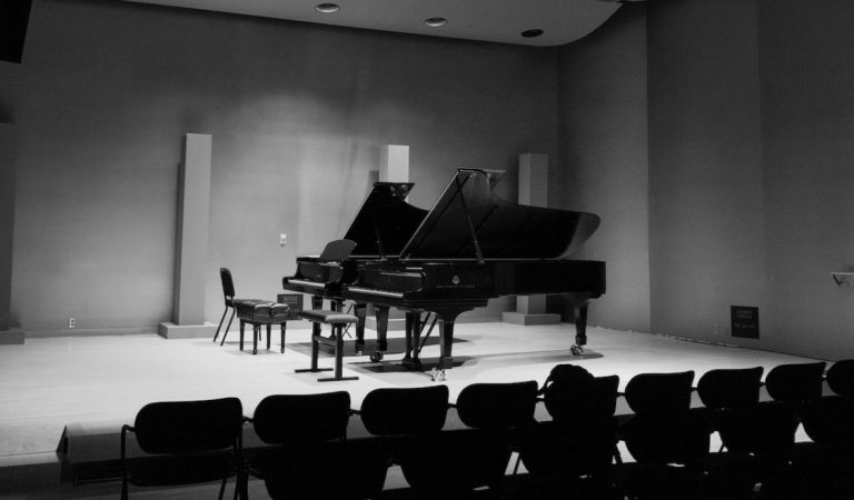 Mengenal Beethoven: Belajar Musik dari Genius Klasik yang Inspiratif