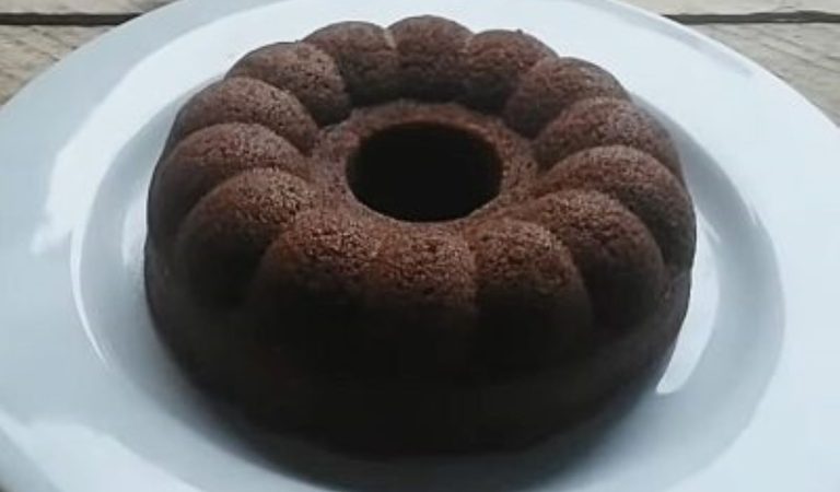 Resep Kue Bolu Coklat, Cukup Pakai Sendok Untuk Takarannya
