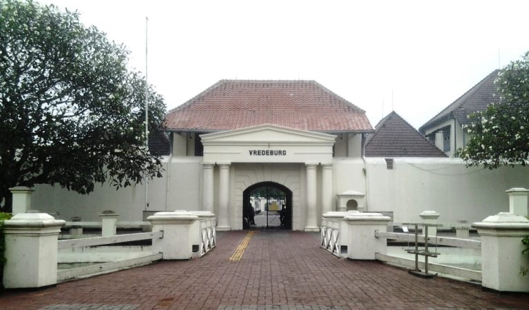 Berwisata dan Belajar Sejarah Benteng Vredeburg Yogyakarta, Dekat Dengan Malioboro