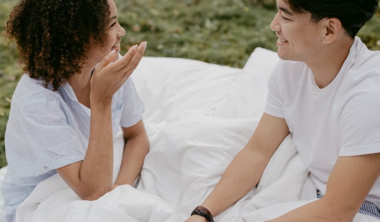 6 Tips Sukses PDKT Via Chat Agar Cepat Jadian