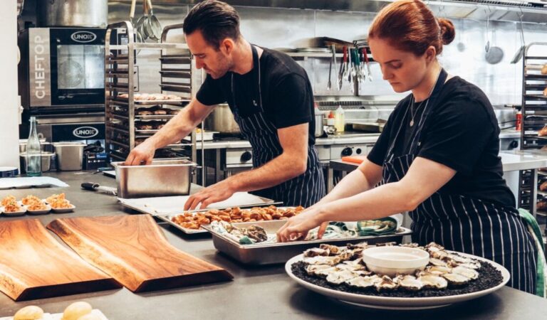 10 Peluang Bisnis Menjanjikan Saat Ramadan, Cuan Meningkat!