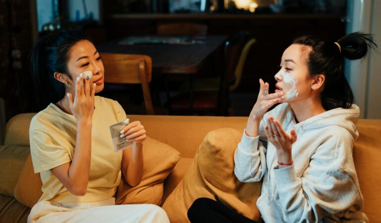 Waspada, 7 Warning Sign Kulit Tidak Cocok dengan Skincare!