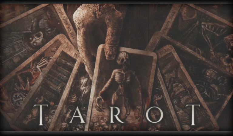 Bikin Merinding! Review Film Horor Tarot; Ramalan Terkutuk dan Kematian Tragis