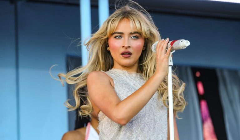 Masuk Nominasi Grammy Awards 2025, 6 Lagu Sabrina Carpenter Ini Wajib Ada di Playlist!