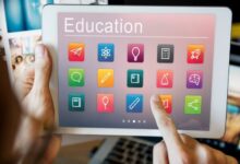 Wajib Ada! 7 Aplikasi Untuk Mahasiswa, Bikin Kuliah Jadi Lebih Mudah 6 education application knowledge development concept e1738047783524