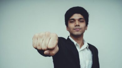 businessman 5180368 1280 e1744029879621