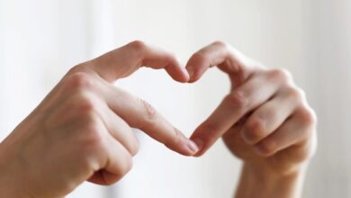 hands 7679387 1280 e1747923514966