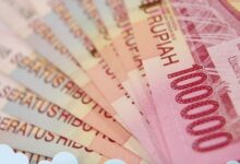 Ilustrasi mencetak uang sebanyak mungkin e1750652459790