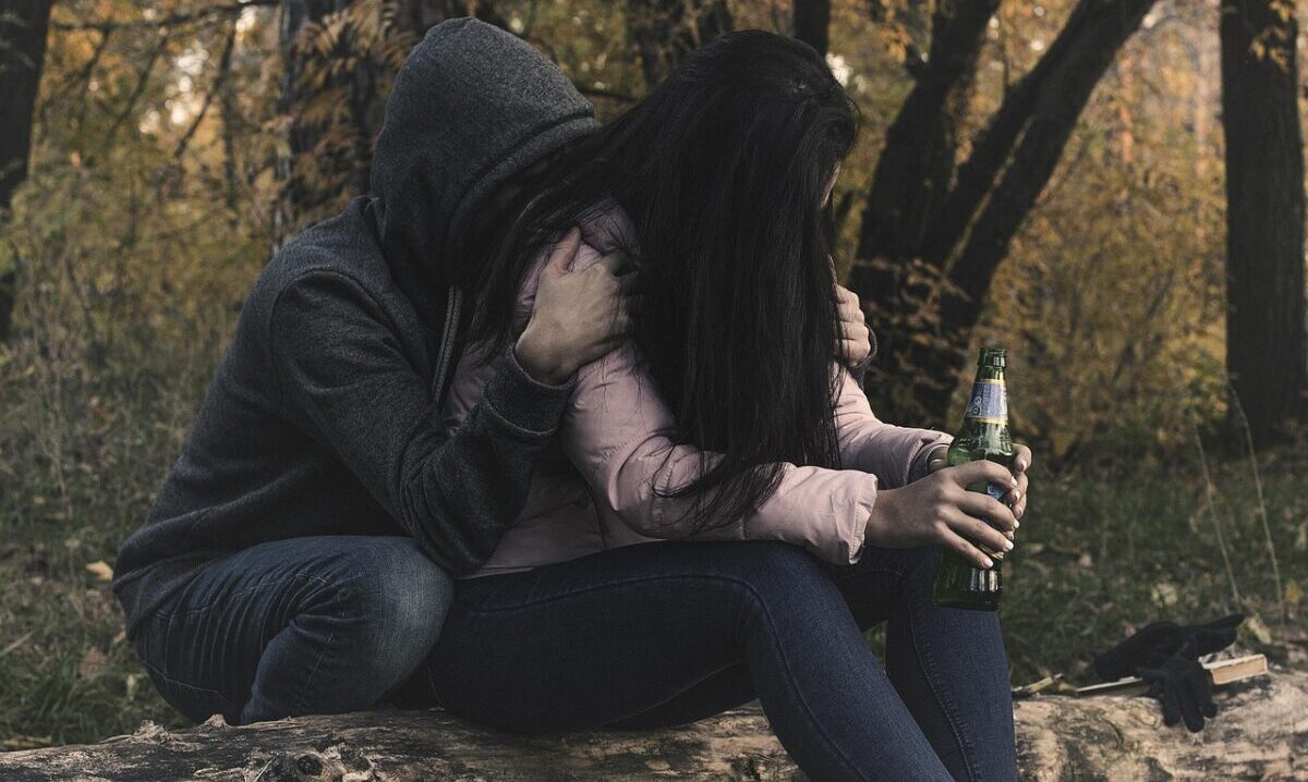 female alcoholism 2847443 1280 e1754886372662