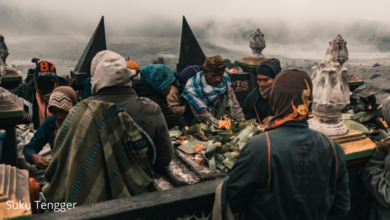 Jejak Kehidupan Harmonis Suku Tengger, Abadi di Tengah Kabut Bromo 4 Suku Tengger
