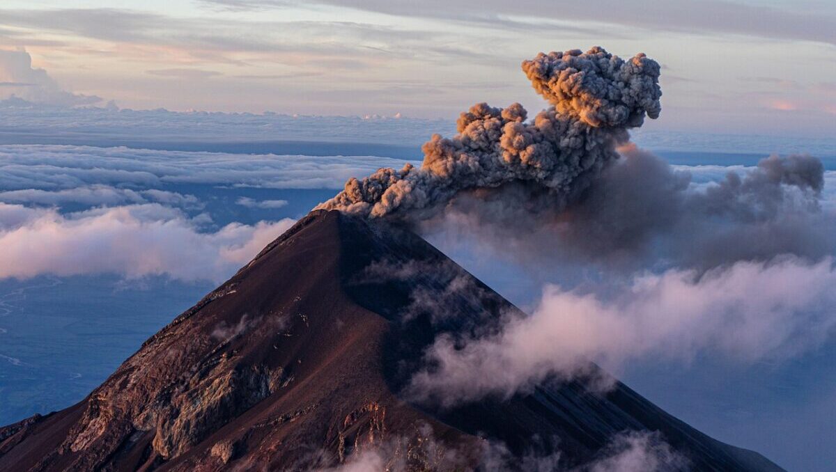 dominickvietor volcano 8488486 1280 e1771078075163