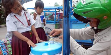 Jajan di sekolah e1775828721979