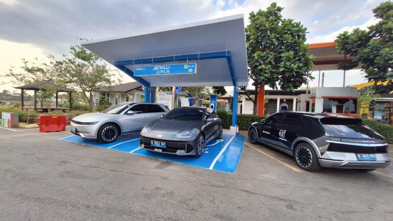 Mengenal Penyebab Mobil Listrik Mogok dan Cara Mengatasinya dengan Tepat, Jangan Asal Derek! 1 Mobil listrik