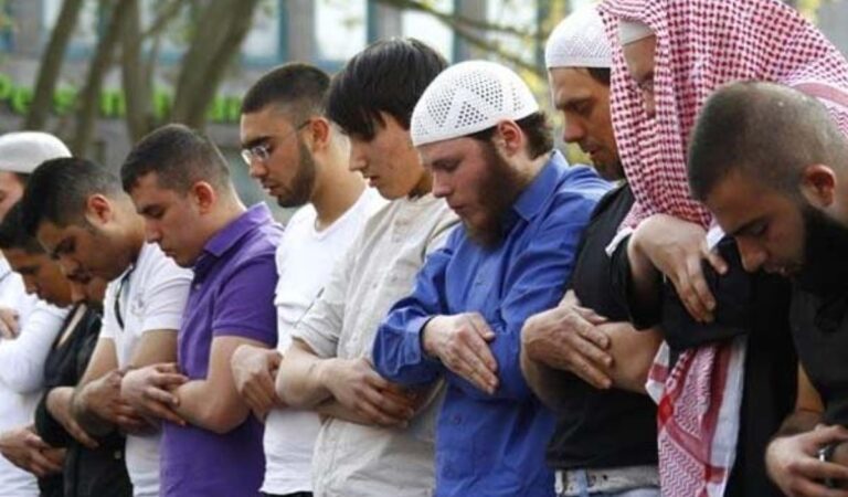 10 Negara Eropa Dengan Jumlah Muslim Terbanyak Tahun 2026, Jumlahnya Naik Signifikan!