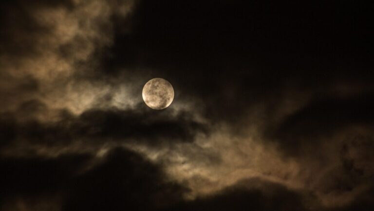 pexels cloudy 1869753 1280 e1777988543104